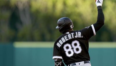 White Sox’ Luis Robert Jr. wins Silver Slugger