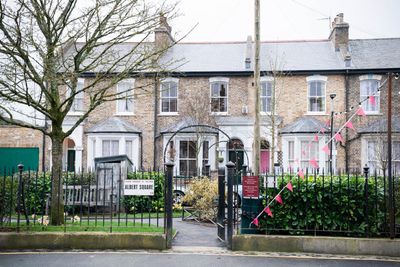 Where does everyone live in EastEnders?
