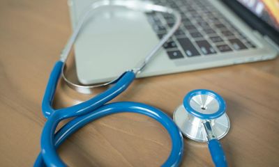 Domestic violence experts criticise Victorian GP who asked whether family court is ‘dangerously goading fathers’