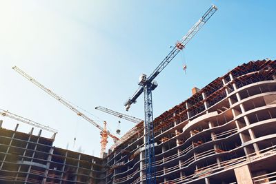 Top 100 Stocks to Buy: This Hong Kong-based Construction Stock Suggests the Market Is Broken