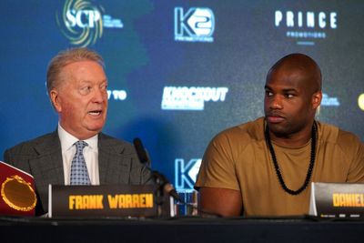 Frank Warren hopes Daniel Dubois faces Oleksandr Usyk in unification bout