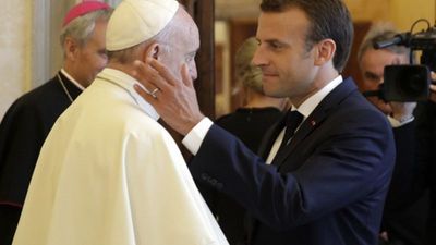 Death of Pope Francis: The pontiff and Emmanuel Macron, a complex relationship