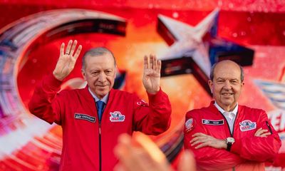 Erdoğan tells protesters against Islamification in northern Cyprus they will fail