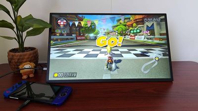 Uperfect Umax 24 review: “pushes the definition of a portable monitor in the best way possible”