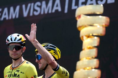 'Hopefully, here I can take another step' - Simon Yates upbeat about Giro d'Italia despite double preparation setbacks of illness and being hit by car