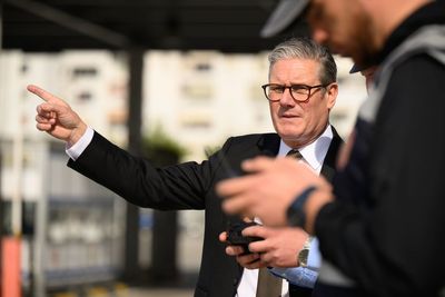 UK to begin talks on return hubs for failed asylum seekers