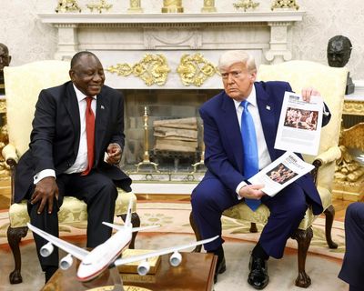 Morning Mail: Trump confronts South African president, NSW floods warning, Spurs claim Europa trophy