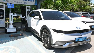 Tesla Promised Charging Robots 10 Years Ago. Hyundai Just Did It